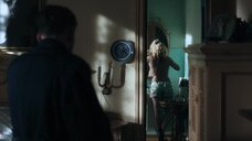 1. Секс сцена с Мариной Воденичар – Тени над Балканами