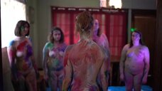 23. Полностью голые Линдси Нормингтон и Lindsay Waa в краске – Сэндбэггер