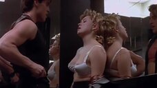 11. Секс с Ниной Семашко в лифте – Долина соблазна
