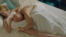 2. Аглая Тарасова в постели после секса – Золотое кольцо