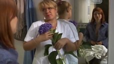 Декольте Ирины Лариной и Эмилии Спивак