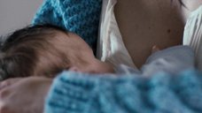 1. Ева Грин кормит грудью ребёнка – Чрево