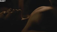 2. Секс сцена с Kenadi DelaCerna – Однажды на реке