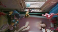 Анастасия Куимова засветила сосоки в ванне