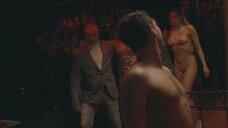 1. Секс сцена с близняшками Daria Chojnacka и Izabela Chojnacka – Петля (2020)