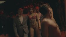 2. Секс сцена с близняшками Daria Chojnacka и Izabela Chojnacka – Петля (2020)