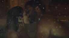 3. Секс с Лелой Лорен зимой в джакузи – Американские боги