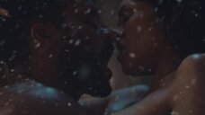 6. Секс с Лелой Лорен зимой в джакузи – Американские боги