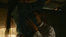 26. Эротическая сцена с Юки Мамией – Мокрая женщина на ветру