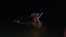 6. Полностью голая Мелани Гриффит под водой – Ночные ходы