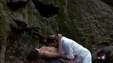 5. Откровенная сцена с Евой Кобо – Женщины (1983)