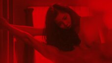 17. Секс сцена с Канако Хигути – Страсть (1983)