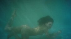 1. Обнаженная Адриана Угарте плавает под водой – Аче