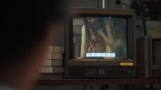2. На студии оценивают видео секса с Мисато Моритой – Обнажённый режиссёр
