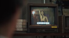 4. На студии оценивают видео секса с Мисато Моритой – Обнажённый режиссёр
