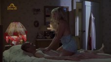 2. Секс сцена с Дженнифер Аспен – Ранчо