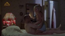 4. Секс сцена с Дженнифер Аспен – Ранчо