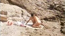18. Секс с голой девушкой на пляже – Горячие летние каникулы
