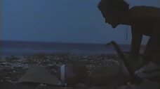 9. Вечерний секс с Анной Зарни и Клер Уильямс на пляже – Горячие летние каникулы