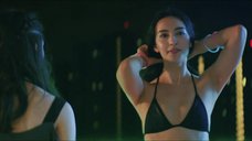 4. Taylor Tran в купальнике – Секс будущего