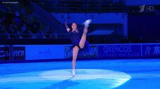 Секси Алина Загитова на льду