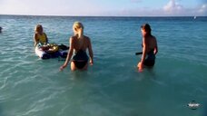 10. Бриджет Марквардт плавает под водой – Самые сексуальные пляжи мира