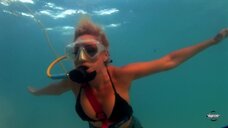 13. Бриджет Марквардт плавает под водой – Самые сексуальные пляжи мира