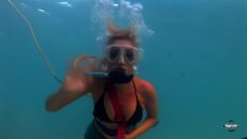 16. Бриджет Марквардт плавает под водой – Самые сексуальные пляжи мира