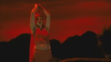 1. Джессика Честейн танцует топлес – Саломея (2013)