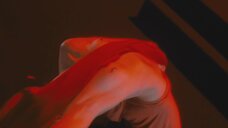 10. Джессика Честейн танцует топлес – Саломея (2013)