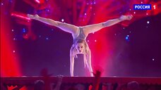 Выступление сексуальной Евы Шияновой на «Лига удивительных людей»