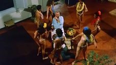 6. Танец раздетых амазонок – Амазонки в тюрьме