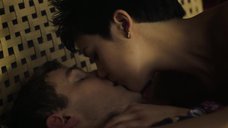 7. Секс с Софи Ву – Призраки