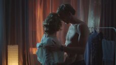 1. Секс сцена с Софьей Лебедевой – О чём она молчит