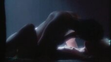 2. Секс сцена с Эммой Эпплтон – Пистолет