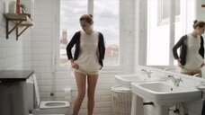 3. Аура Гарридо в туалете – Стокгольм