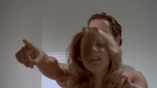 3. Секс с проститутками Кэрой Сеймур и Кристой Саттон на камеру – Американский психопат