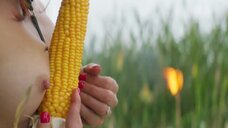 30. Оргия на кукурузном поле – Жизнь по вызову