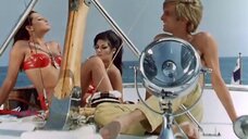 1. Розальба Нери в красном купальнике – Сенсация (1969)
