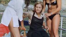 12. Розальба Нери в чёрном купальнике – Сенсация (1969)