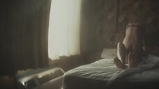 5. Оливия Уайлд занимается сексом в позе наездницы – Луговая страна