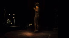 2. Мэгги Грэйс выставлена на продажу – Заложница (Франция)
