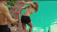 2. Секс с Эльзой Патаки в бассейне – Хочу в Голливуд