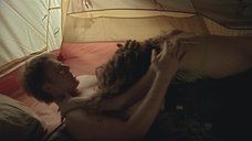 5. Интимная сцена с Эмми Россам в палатке – Бесстыжие