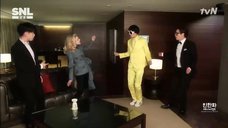 8. Хлоя Морец танцует Gangnam Style 