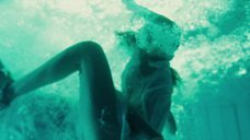 5. Марию Вальверде бросают в бассейн – Три метра над уровнем неба