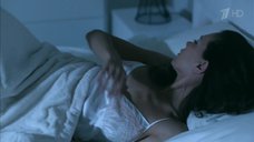 3. Екатерина Климова в белой ночнушке – Влюбленные женщины