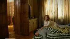 3. Постельная сцена с Аленой Ивченко – Не пытайтесь понять женщину