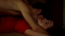 15. Секс сцена с Мириам Джованелли – Секс, вечеринки и ложь