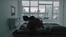 2. Секс сцена с Райли Кио – Девушка по вызову